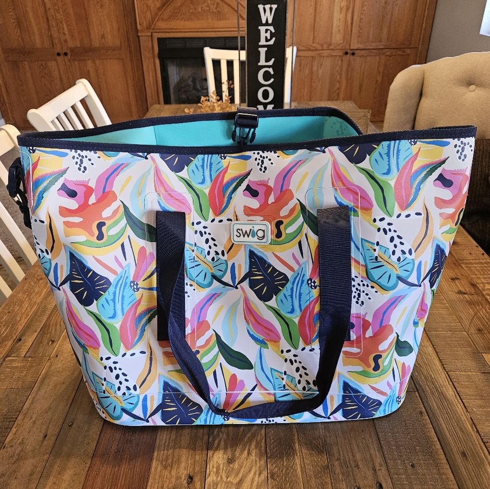 Swig Beach Bag